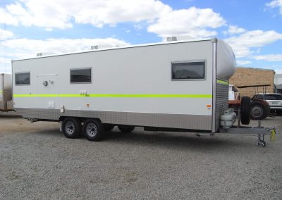 custom build caravan